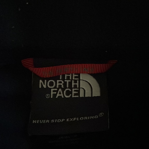 North Face pullover - Picture 2 of 5